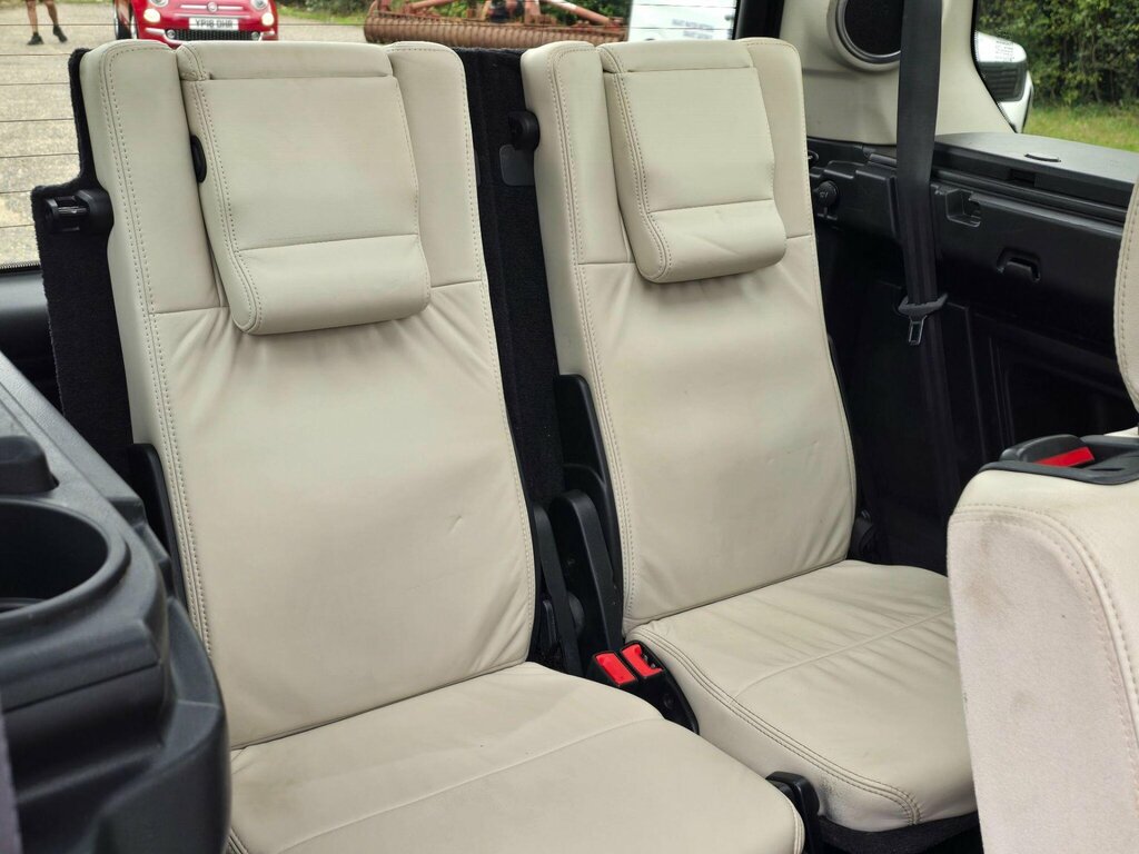 Land Rover Discovery 4 Hse Luxury Silver #9