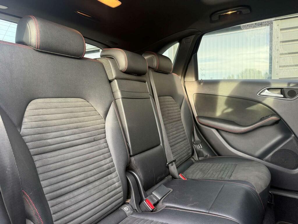 Mercedes-Benz B Class Blue #38