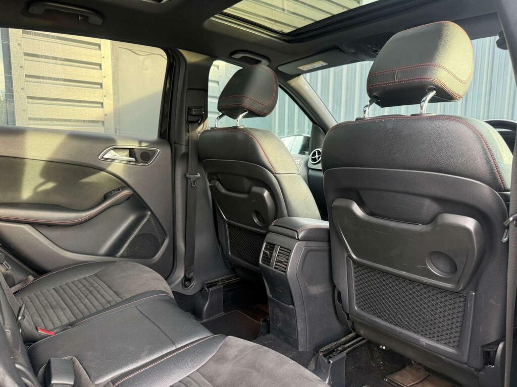 Mercedes-Benz B Class Blue #34
