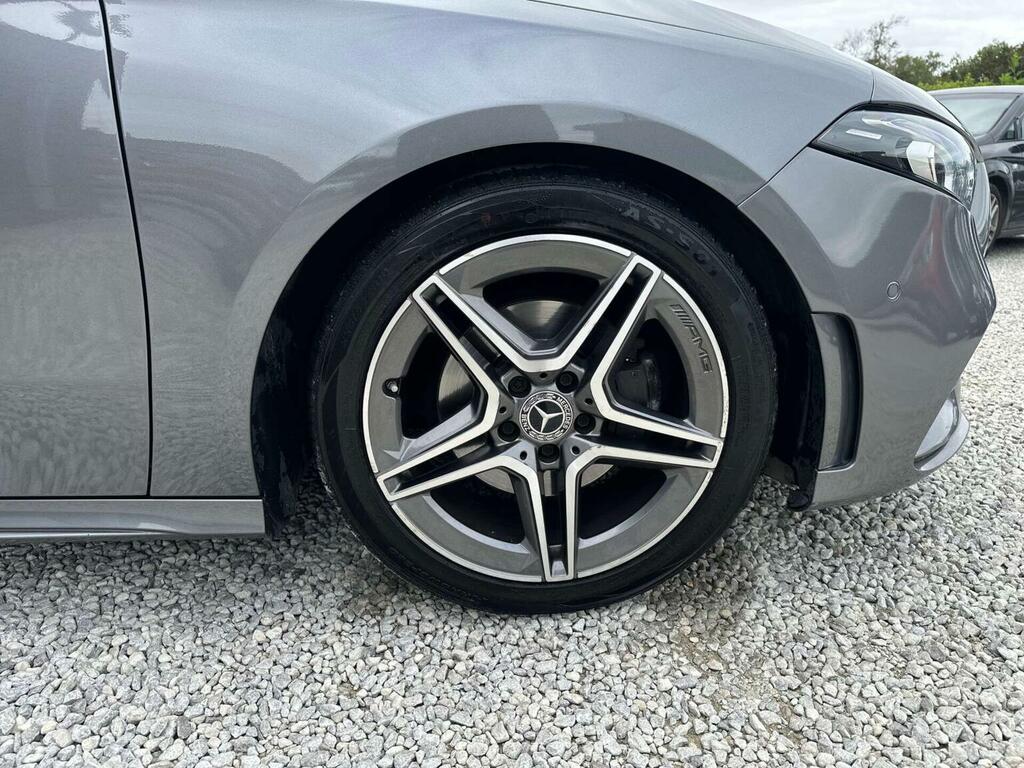 Mercedes-Benz A Class 2.0 A200d Exclusive Edition Hatchback 8 Black #12