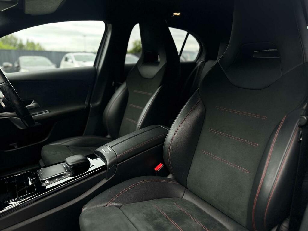 Mercedes-Benz A Class 2.0 A200d Exclusive Edition Hatchback 8 Black #38