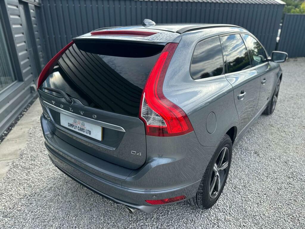 Volvo XC60 D4 Momentum Pro Awd Red #20