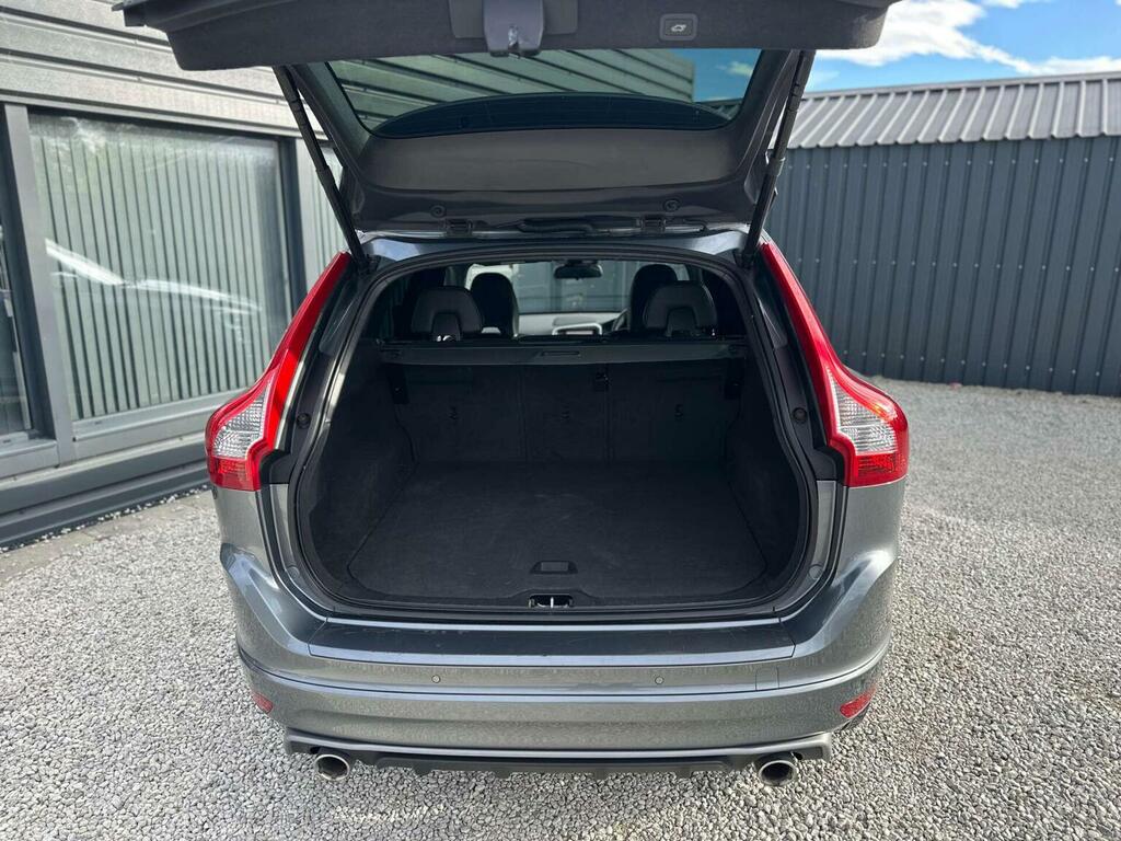 Volvo XC60 D4 Momentum Pro Awd Red #29