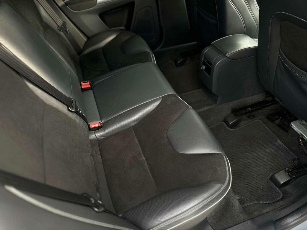 Volvo XC60 D4 Momentum Pro Awd Red #42