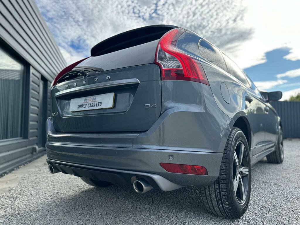 Volvo XC60 D4 Momentum Pro Awd Red #21