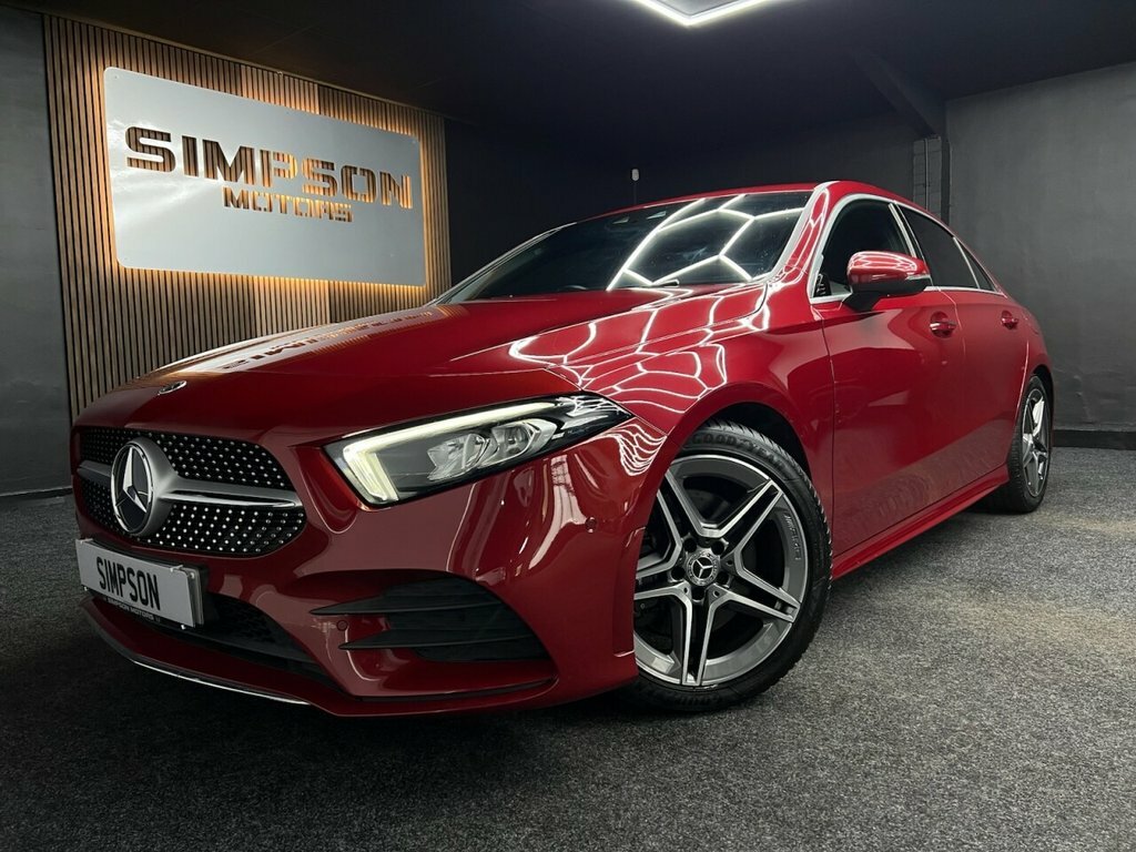 Mercedes-Benz A Class 2L Amg Line Red