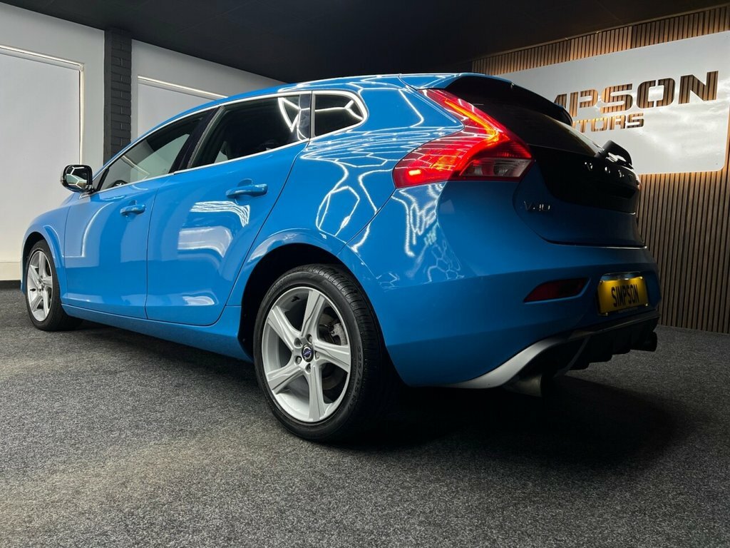 Volvo V40 1.6L R-design Blue #4