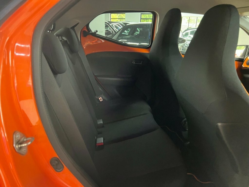 Toyota Aygo 1L X-cite Orange #3