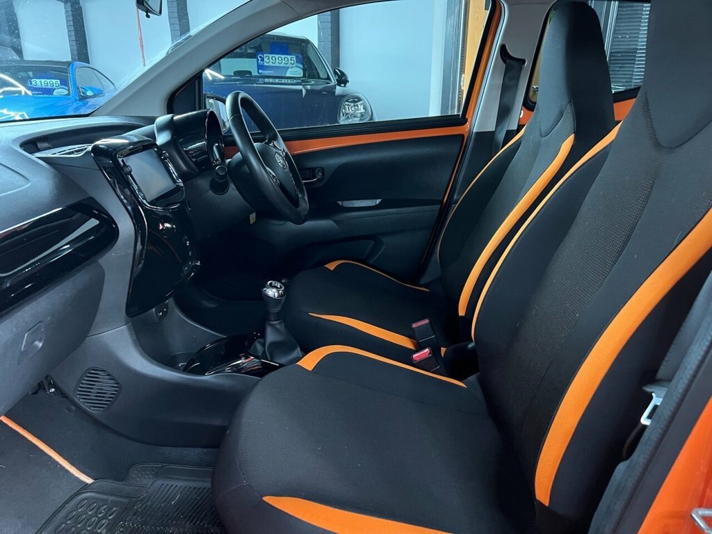 Toyota Aygo 1L X-cite Orange #5