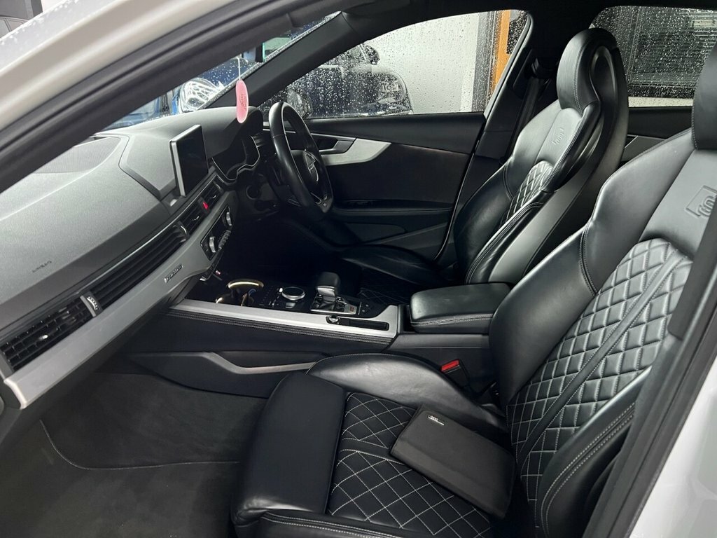 Audi S4 Saloon White #3