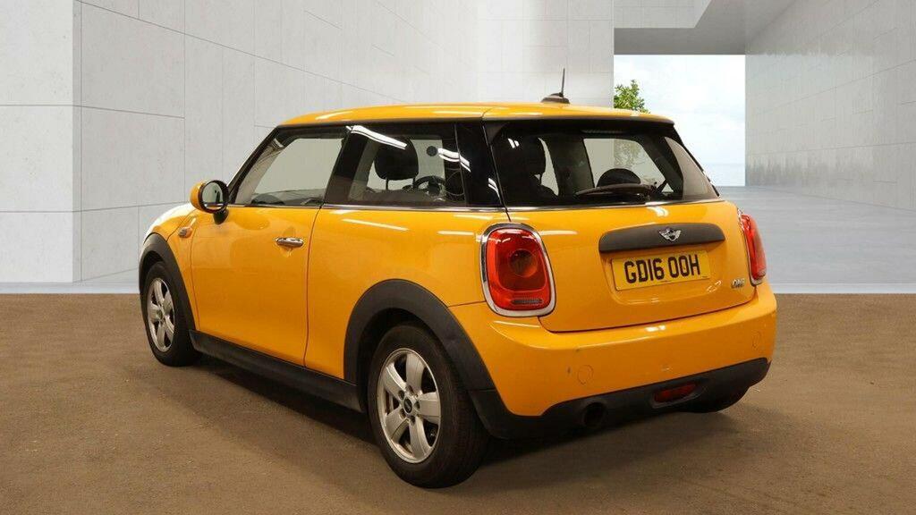 Mini Hatch 1.2 One Euro 6 Ss Orange #3