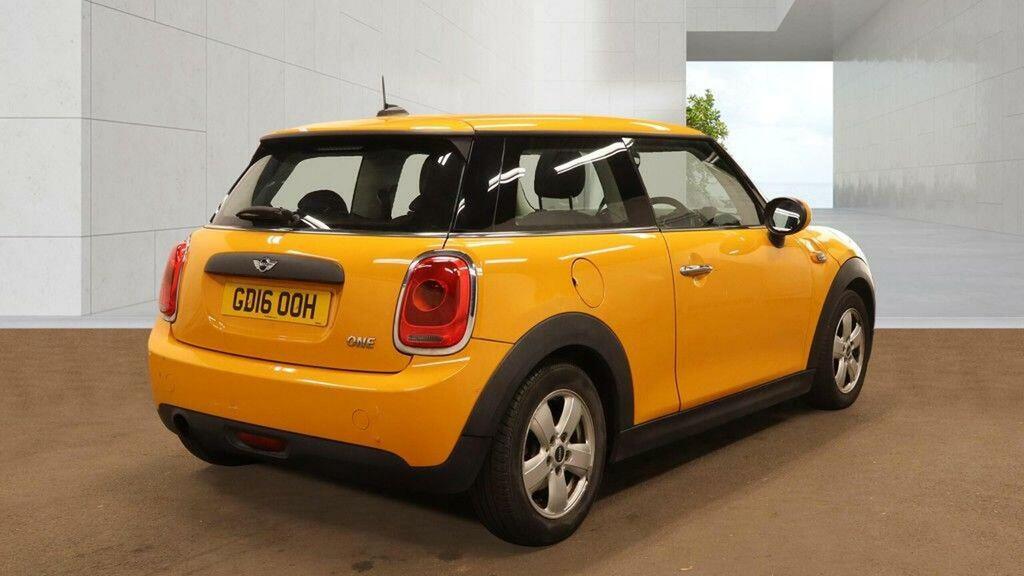 Mini Hatch 1.2 One Euro 6 Ss Orange #4
