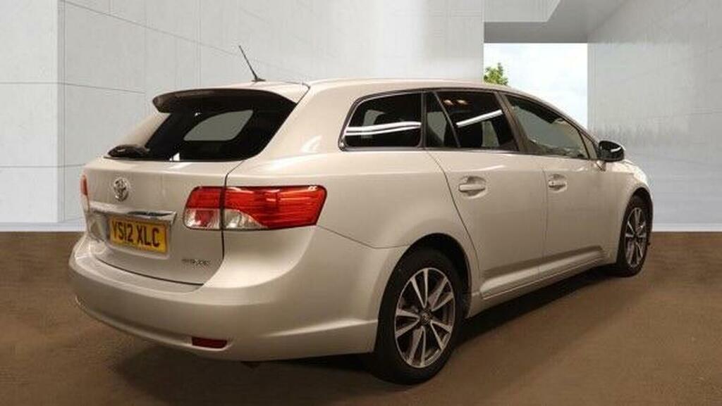 Toyota Avensis Estate 2.0 D-4d Tr Tourer Euro 5 201212 Silver #6