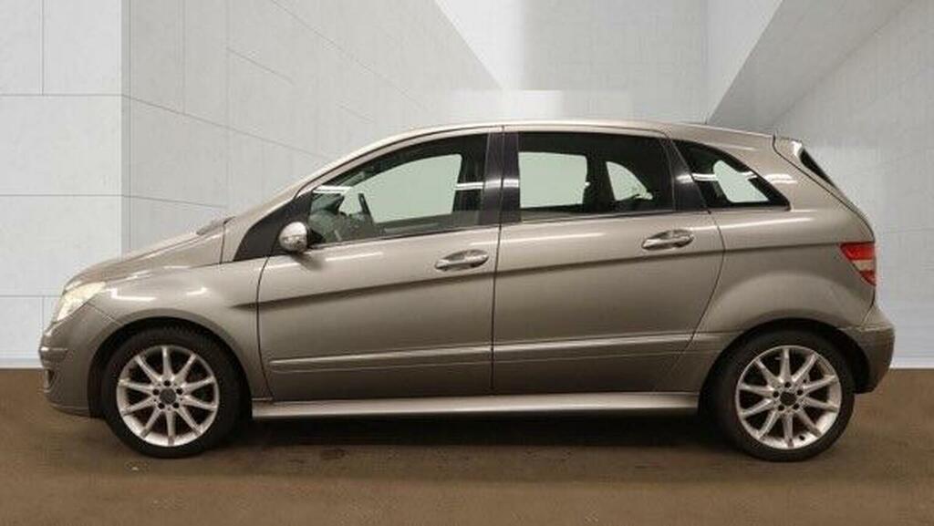 Mercedes-Benz B Class 2.0 B200 Se Cvt Grey #5