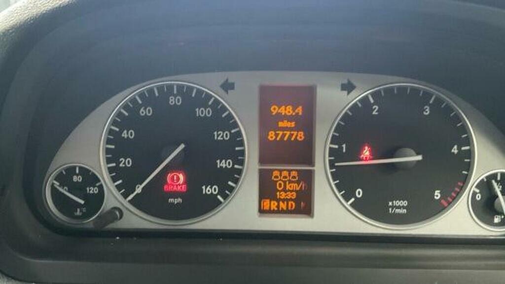 Mercedes-Benz B Class Mpv Silver #12