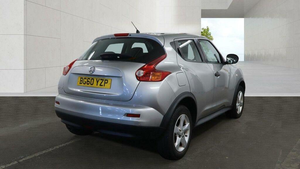 Nissan Juke 1.6 Visia Euro 5 Silver #4