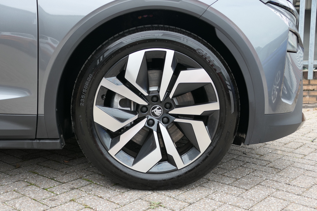Skoda Elroq 210Kw 85 Sportline 82Kwh 286 Ps Grey #5