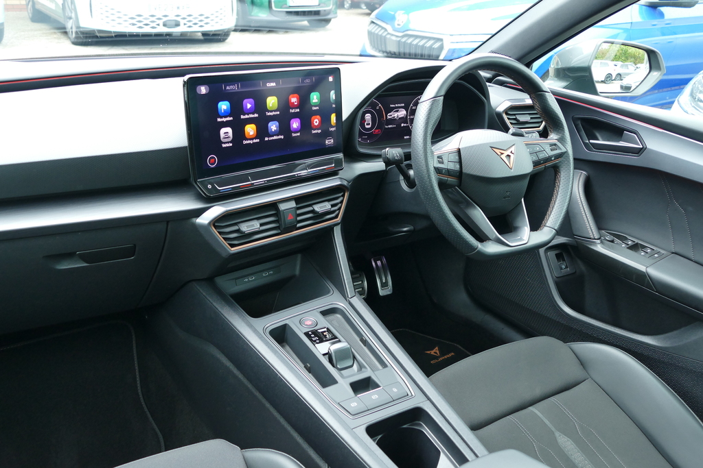 Cupra Leon 1.4 Ehybrid Vz2 Design Edition Dsg 0 Ps Black #2