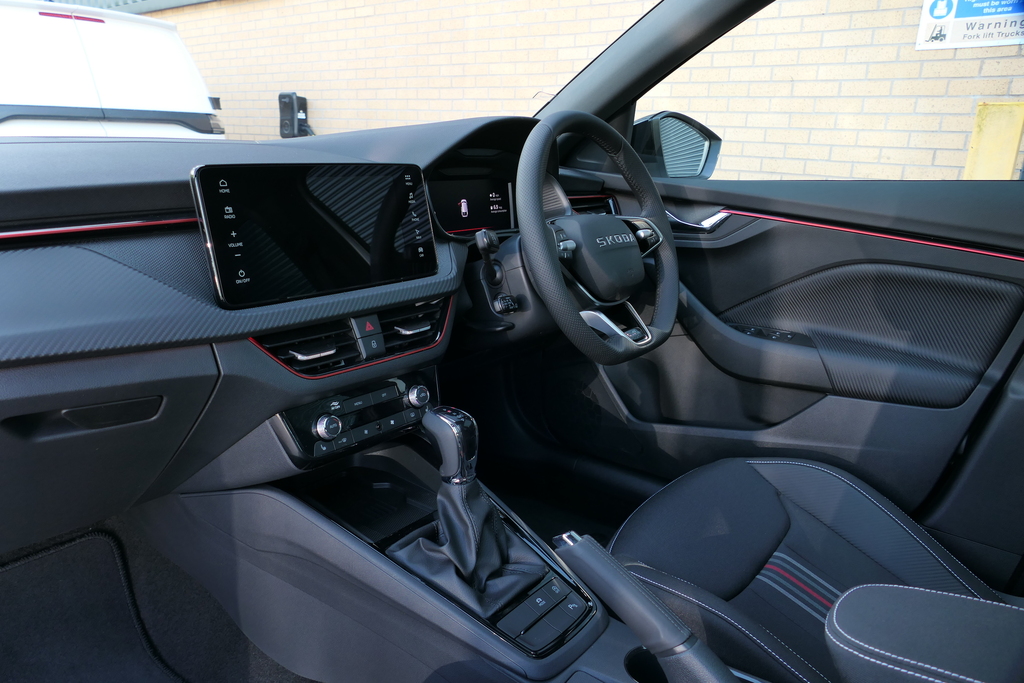 Skoda Scala 1.5 Tsi Monte Carlo Edition Dsg 150 Ps White #2