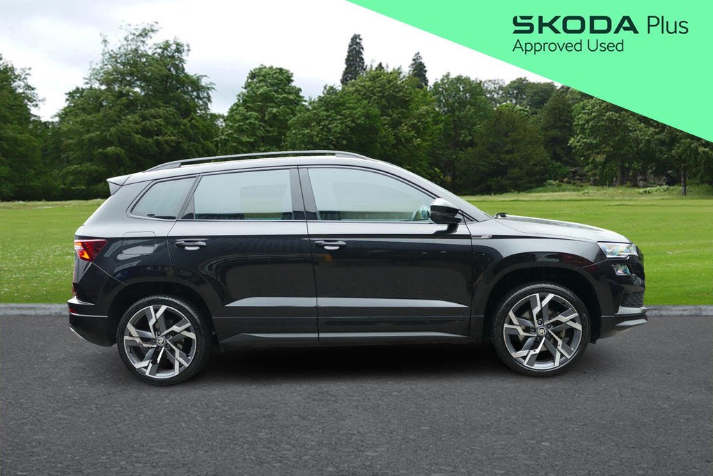 Skoda Karoq 1.5 Tsi Sportline Dsg 0 Ps Black #4