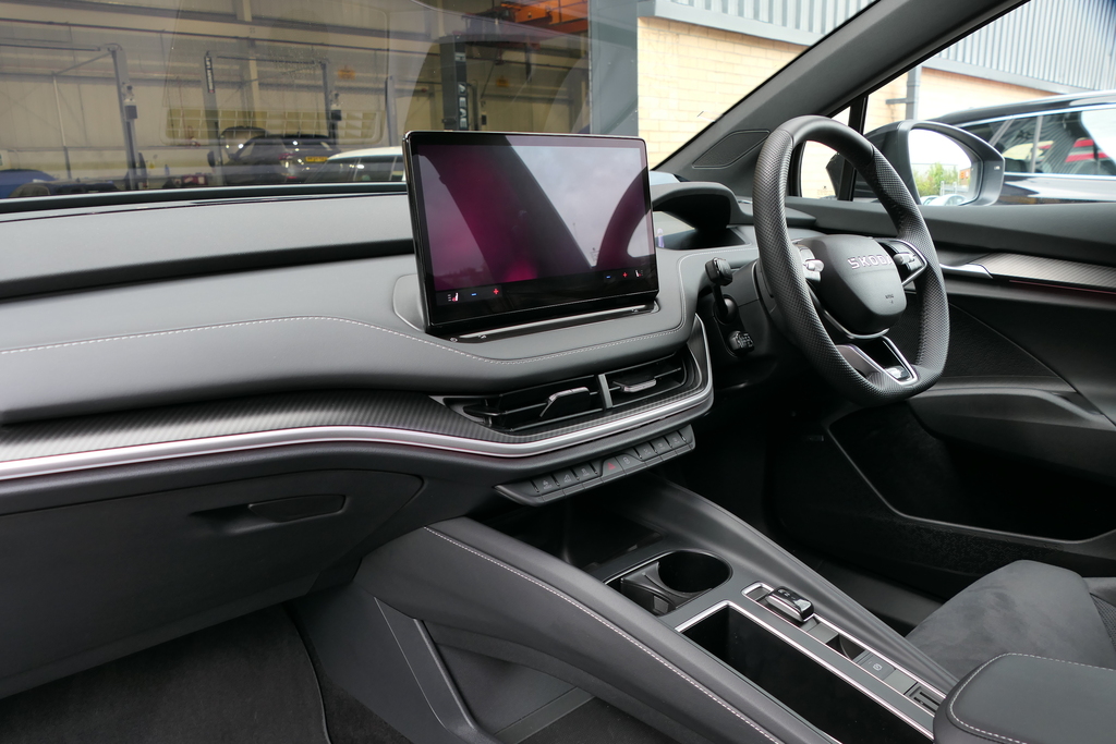 Skoda Elroq 150Kw 60 Sportline 63Kwh Advanced 204 Grey #2
