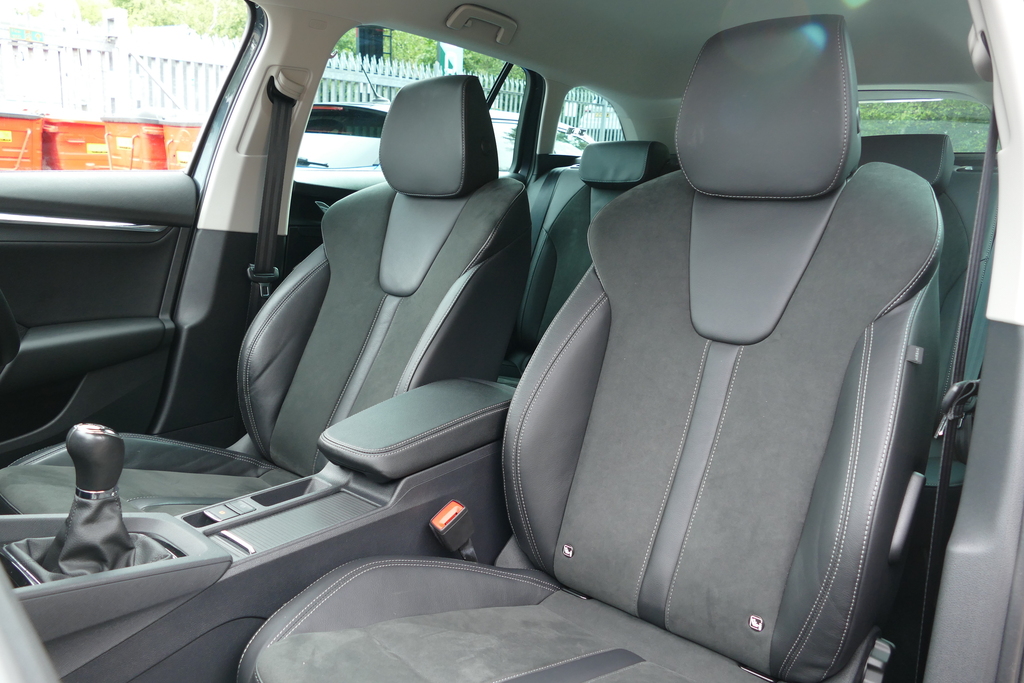 Skoda Octavia 2.0 Tsi Vrs Dsg Black #13