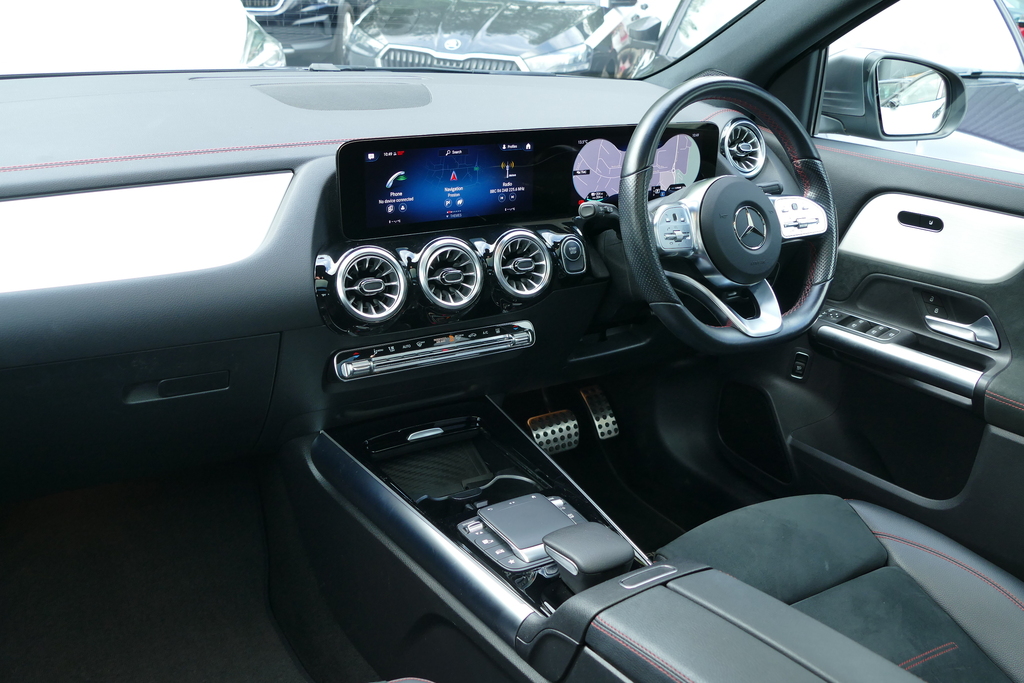 Mercedes-Benz EQA Eqa 300 4M 168Kw Amg Line Premium 66.5Kwh Grey #2