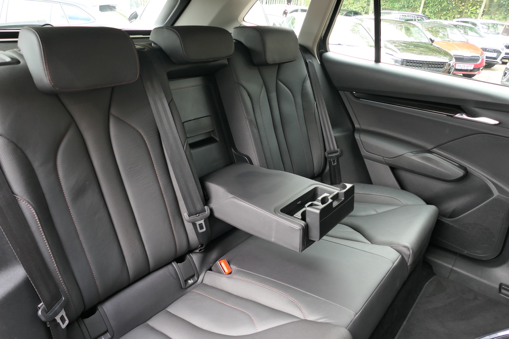 Skoda ENYAQ 60 Silver #8