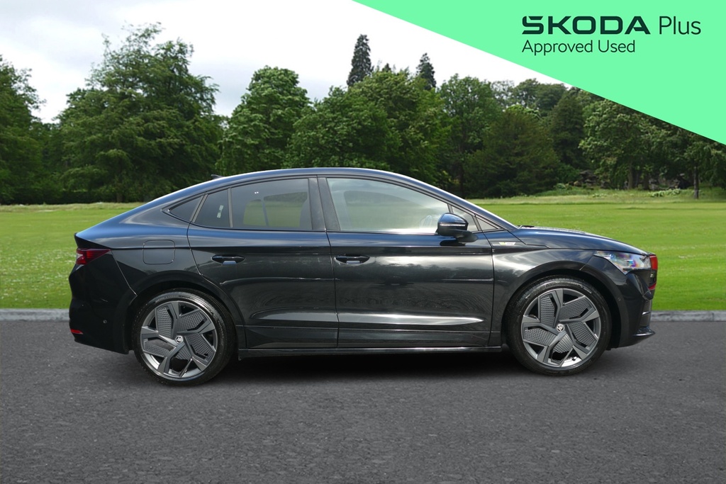 Skoda ENYAQ 220Kw Vrs 82Kwh 4X4 299 Ps Black #4