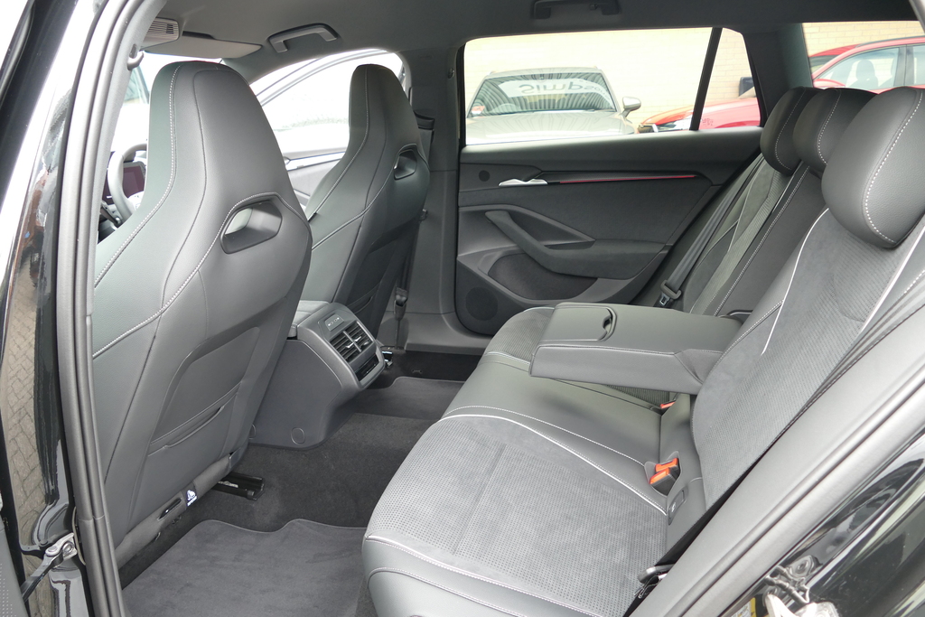 Skoda Superb Lk 2.0 Tdi 193 Ps 4X4 Dsg Black #17