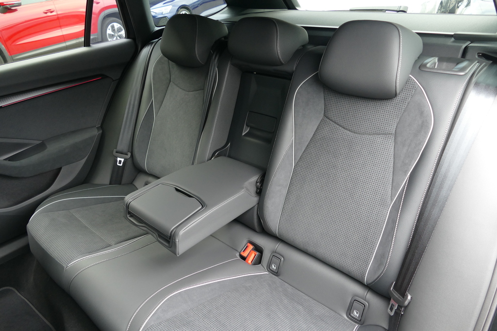 Skoda Superb Lk 2.0 Tdi 193 Ps 4X4 Dsg Black #16