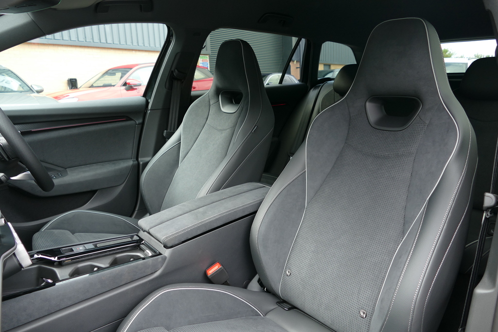 Skoda Superb Lk 2.0 Tdi 193 Ps 4X4 Dsg Black #14