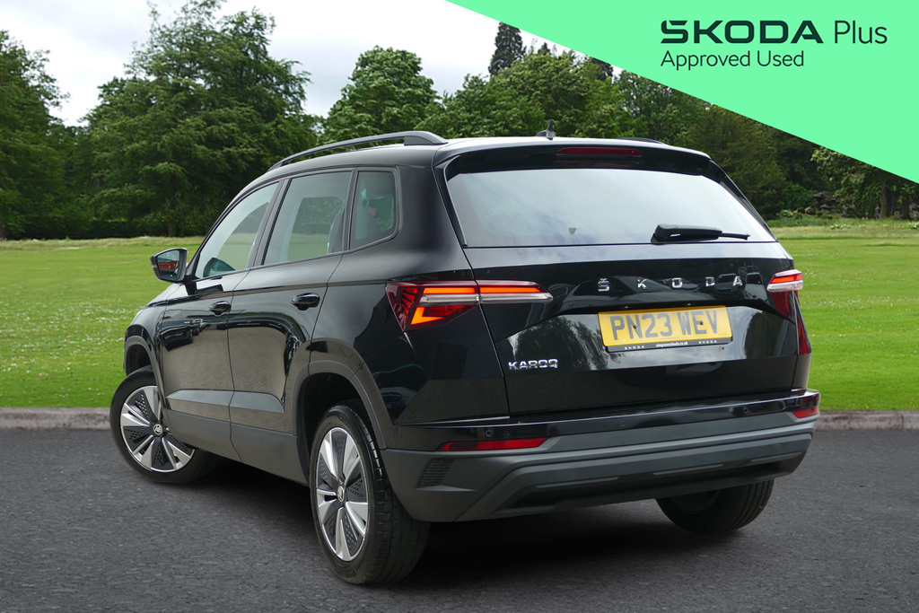 Skoda Karoq 1.0 Tsi Se Drive 110 Ps Black #3