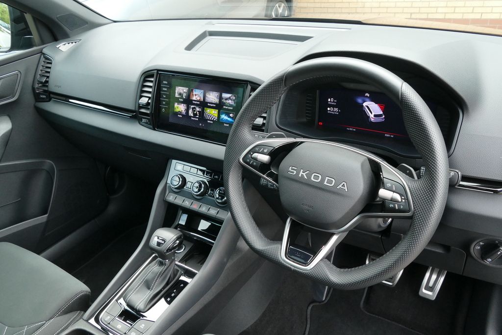 Skoda Karoq 1.5 Tsi Sportline Edition Dsg 150 Ps Black #6