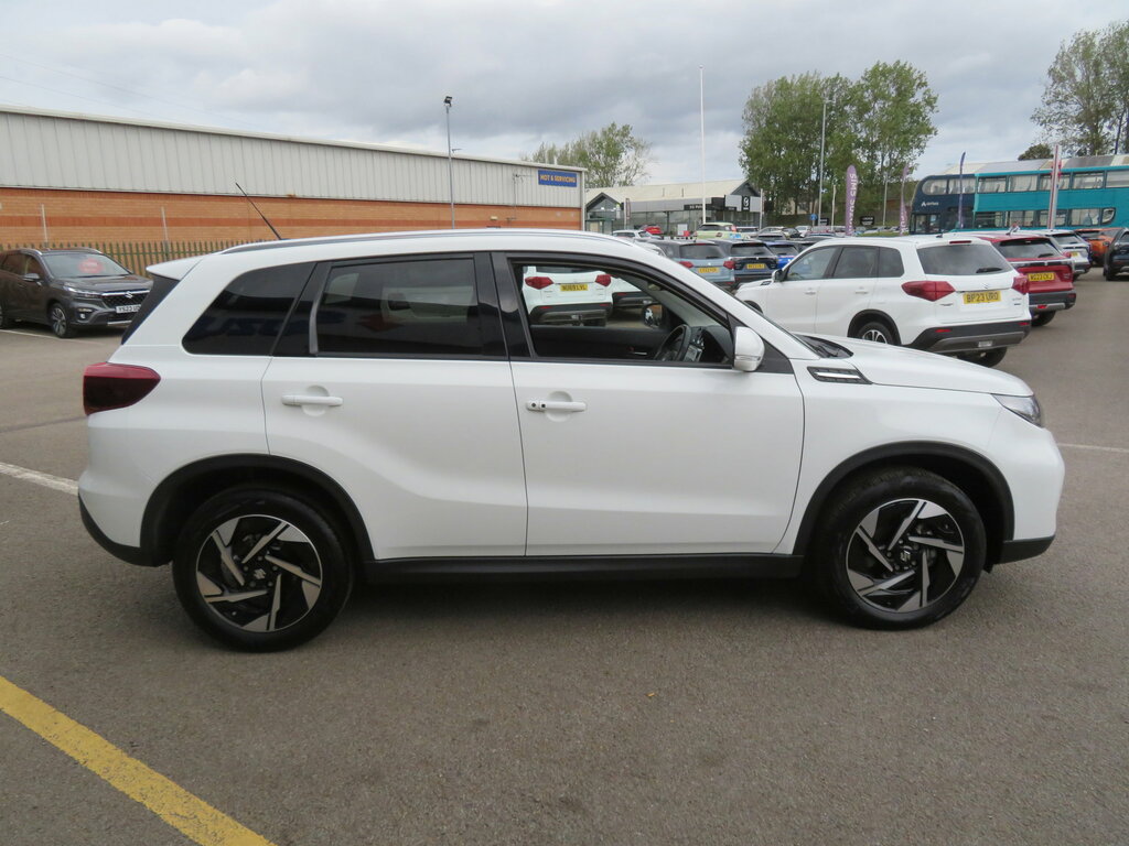 Suzuki Vitara Vitara Estate NX26GNP White #5