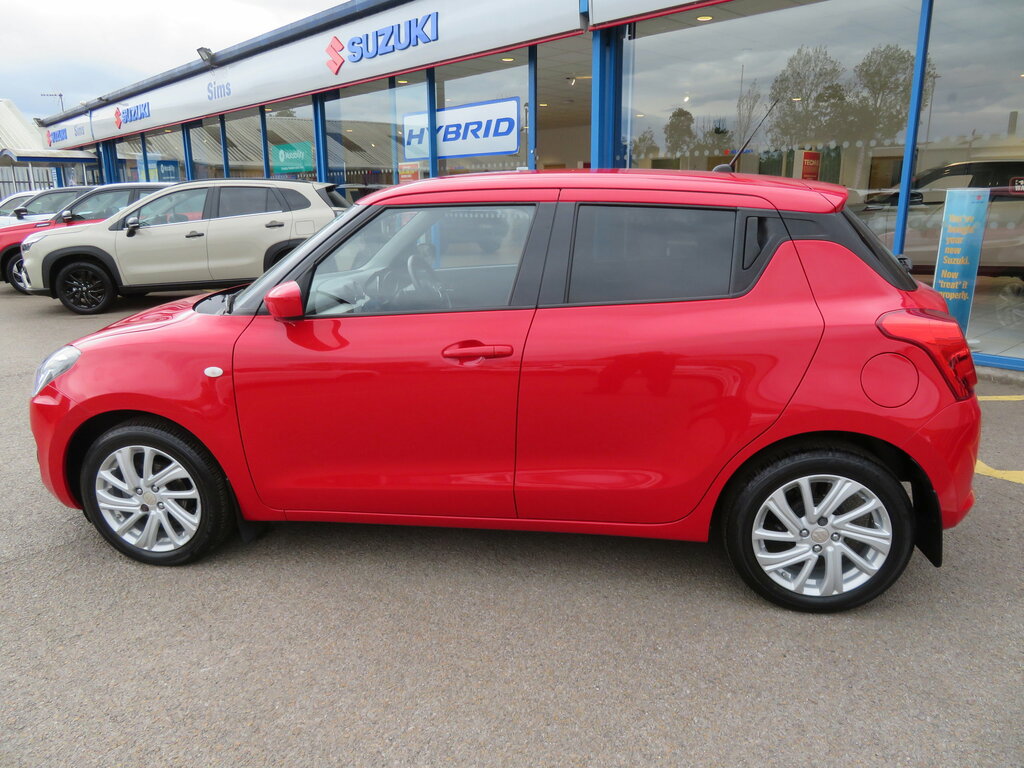 Suzuki Swift Swift Hatchback NU72ZDX Red #5