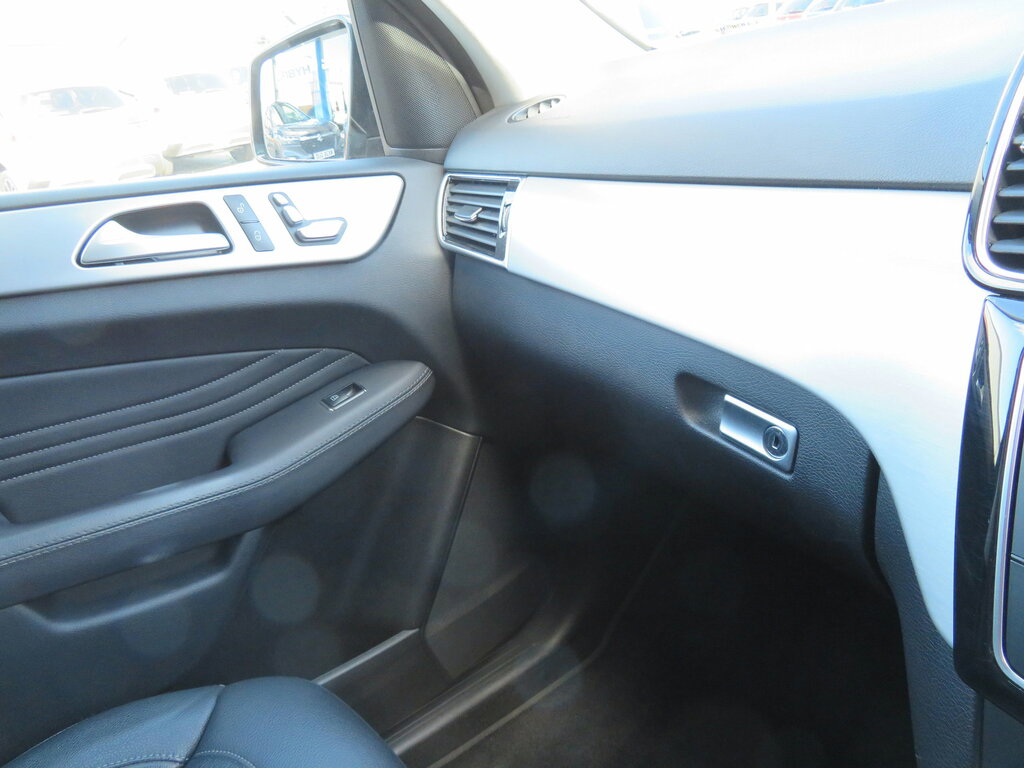 Mercedes-Benz GLE Class Suv Black #34