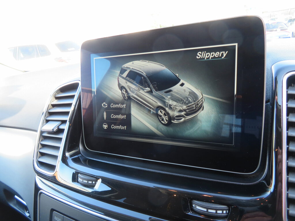 Mercedes-Benz GLE Class Suv Black #28
