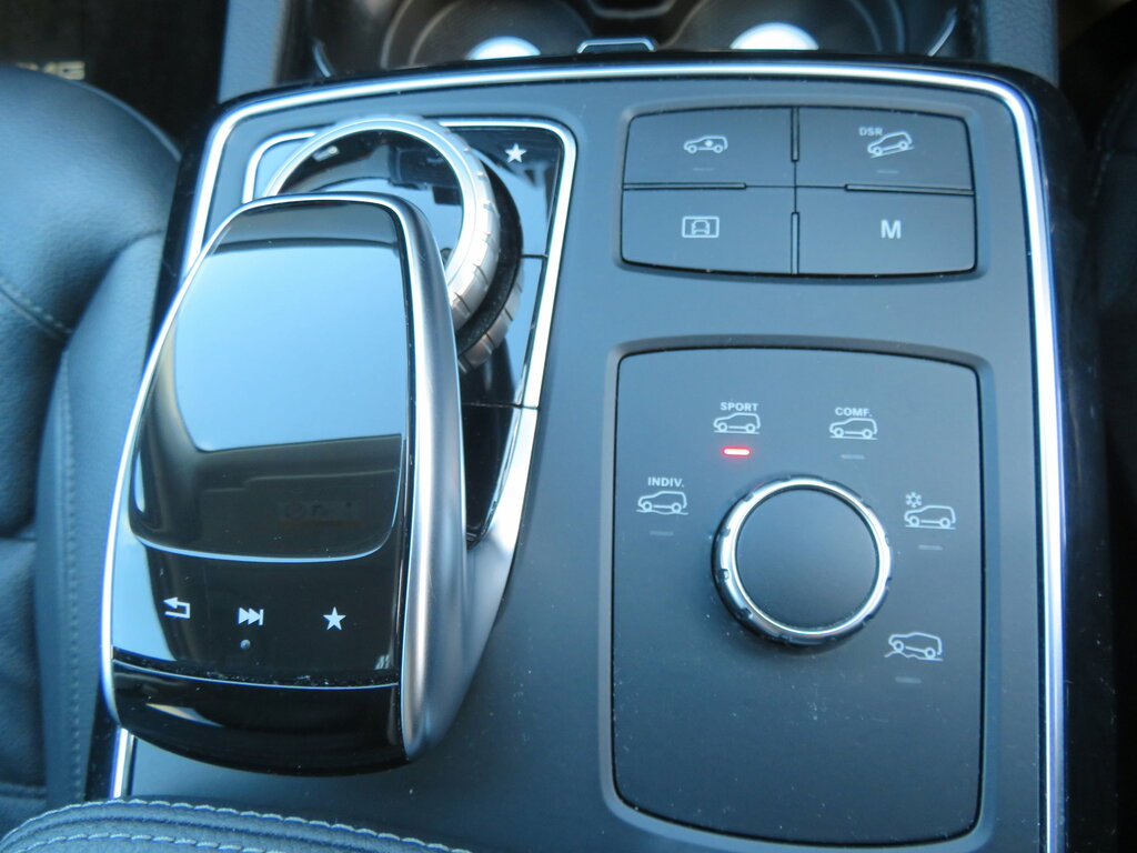 Mercedes-Benz GLE Class Suv Black #35