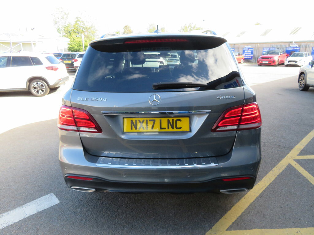 Mercedes-Benz GLE Class Suv Black #7