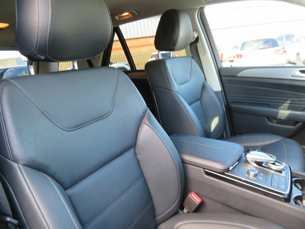 Mercedes-Benz GLE Class Suv Black #22