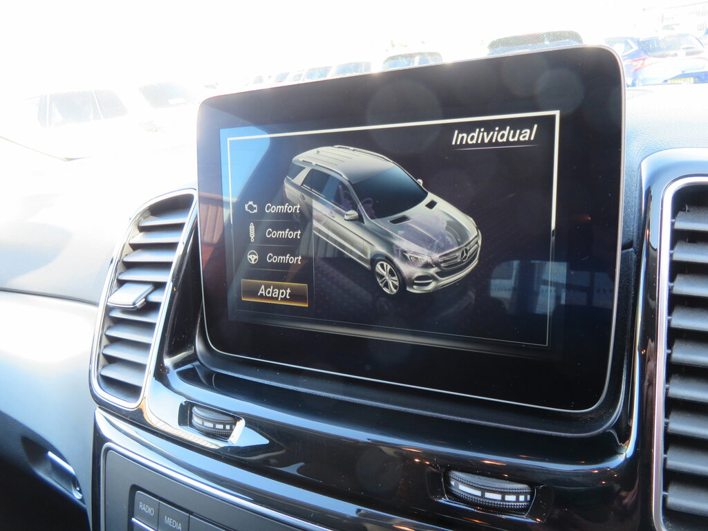 Mercedes-Benz GLE Class Suv Black #30