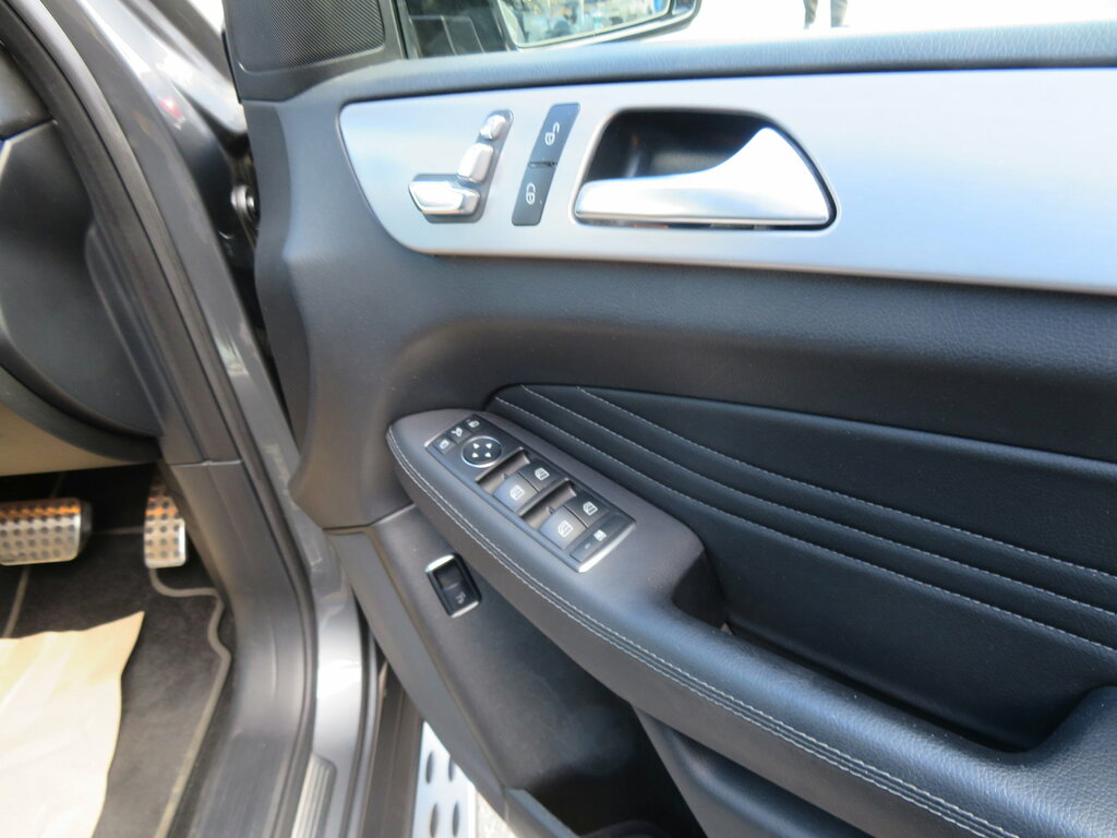 Mercedes-Benz GLE Class Suv Black #49