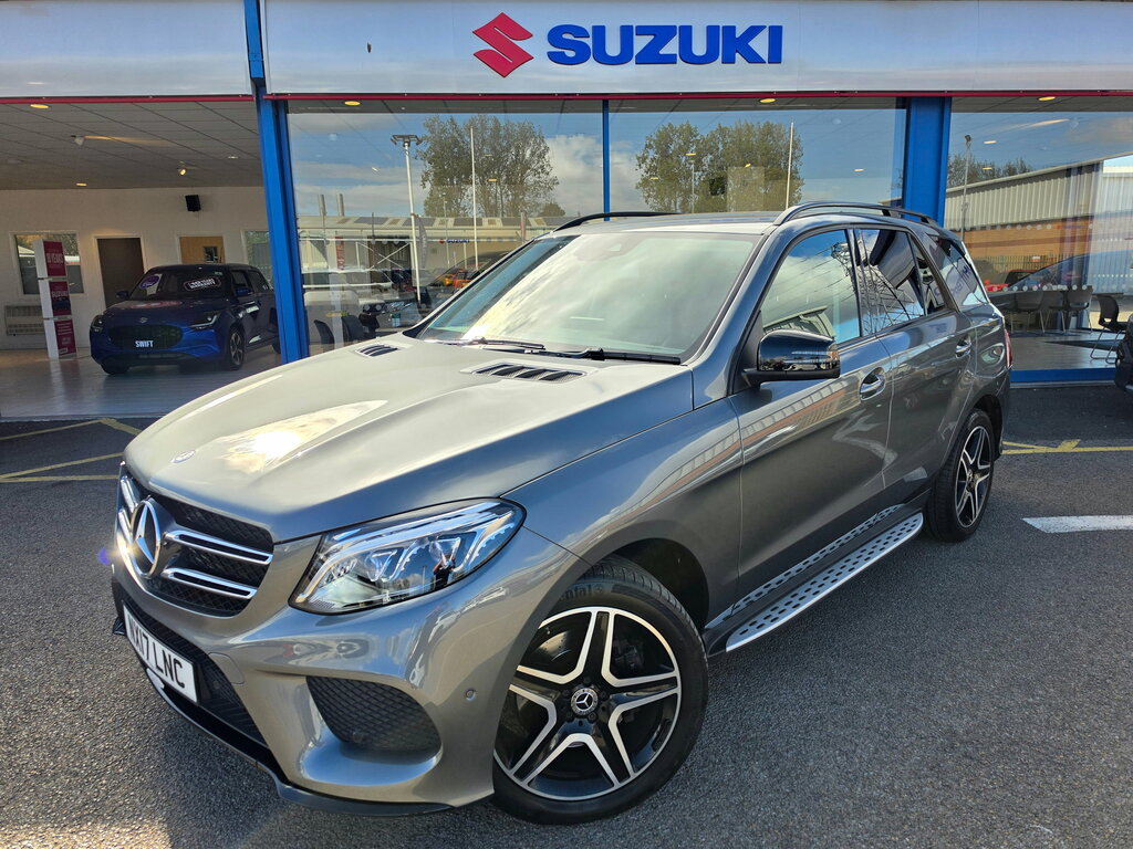 Mercedes-Benz GLE Class Suv Black #1
