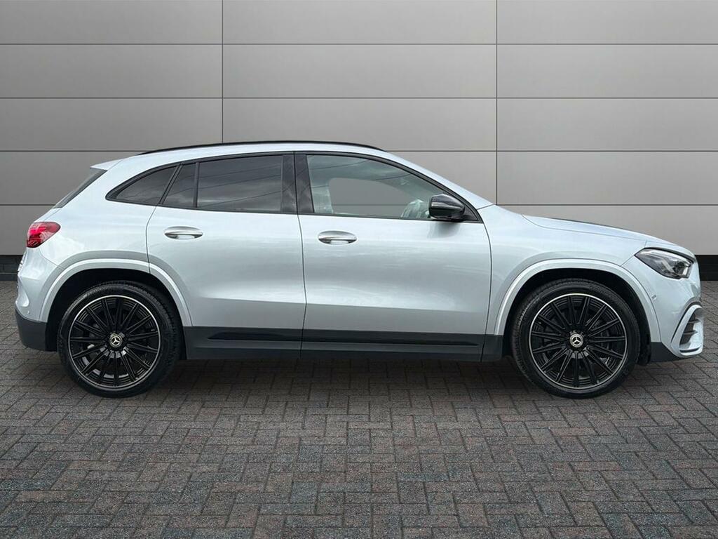 Mercedes-Benz GLA Class 2.0 Gla220d Amg Line Premium Plus 8G-dct 4Matic Silver #5
