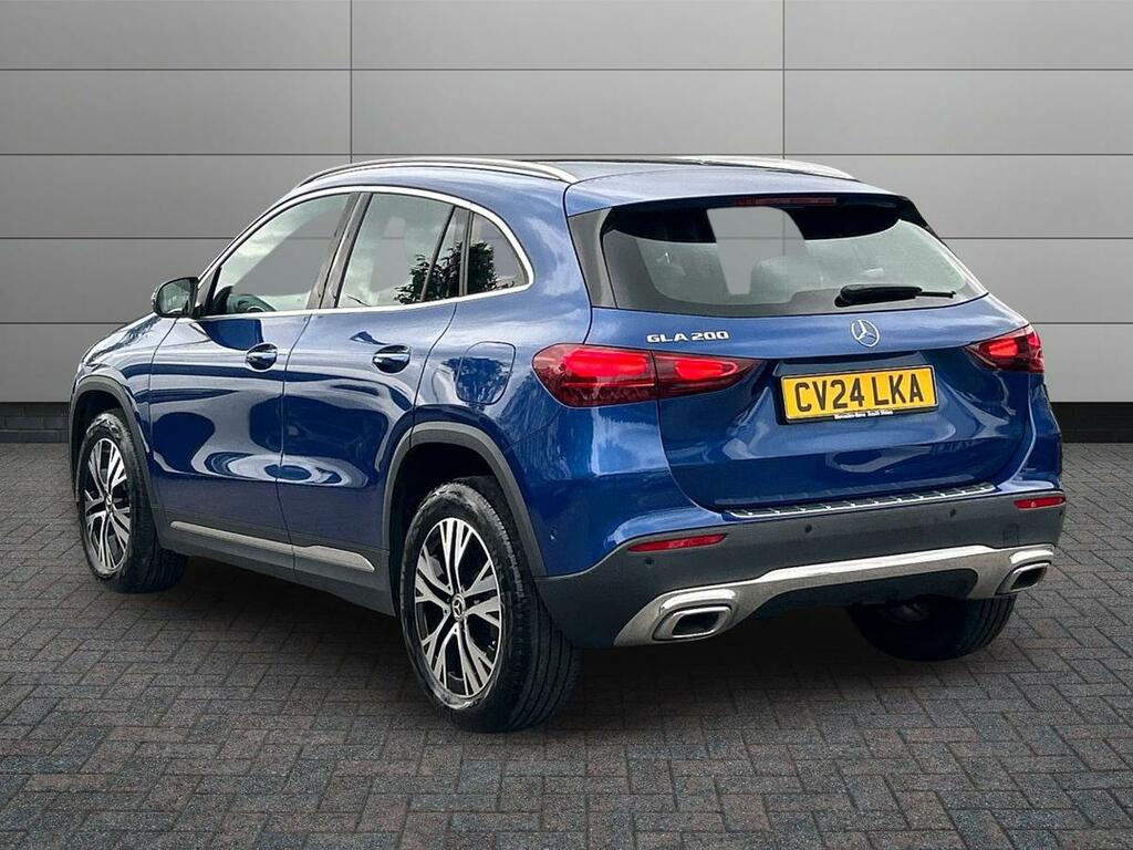 Mercedes-Benz GLA Class Gla 200 Sport Executive CV24LKA Blue #2