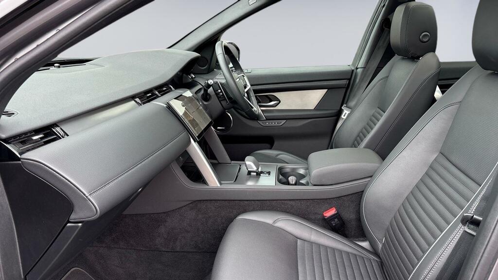 Land Rover Discovery Sport 2.0 D200 Dynamic Se Grey #3