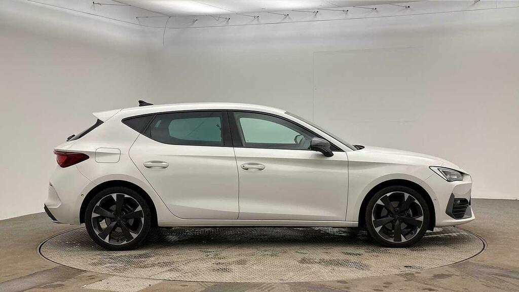 Cupra Leon 1.5 Tsi V1 White #4