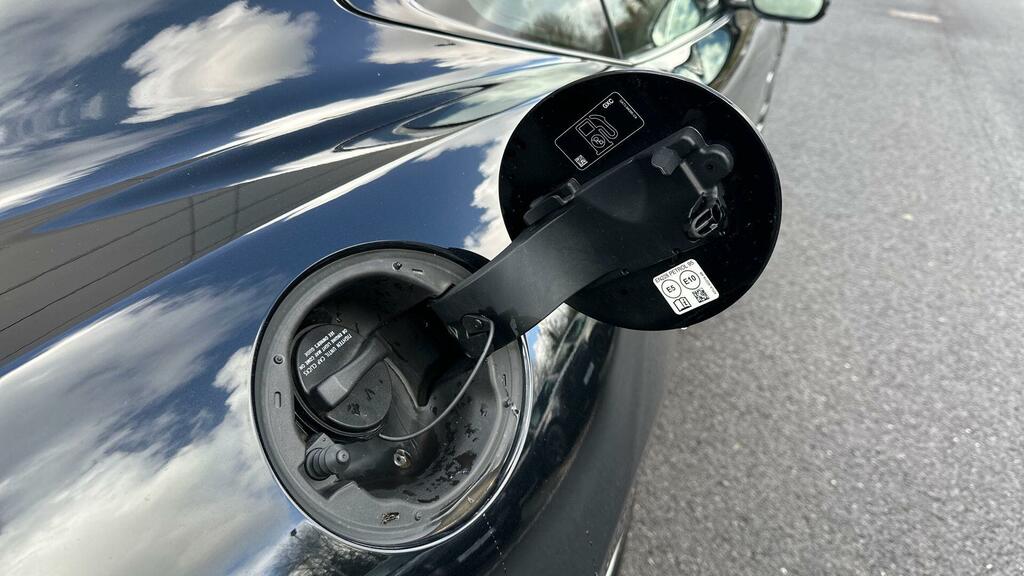 Jaguar F-Type V8 75 Coupe Grey #21