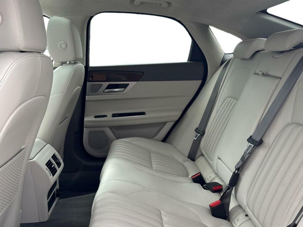 Jaguar XF 2.0D Portfolio Euro 6 Ss Blue #4
